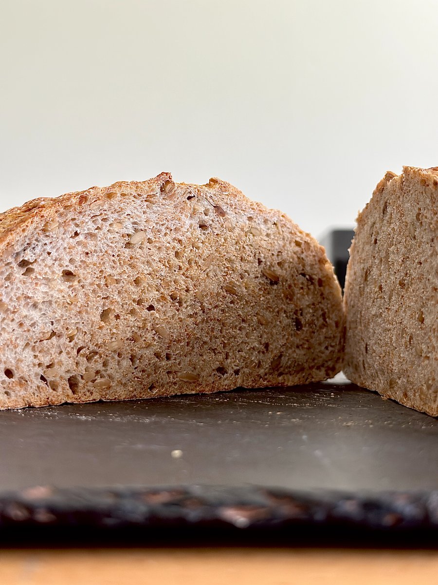 Image de Pain au levain et graines